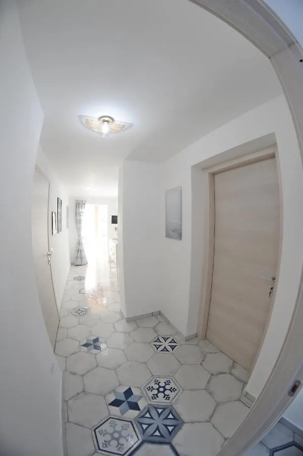 Maison C&G Hotell Pachino 0*,